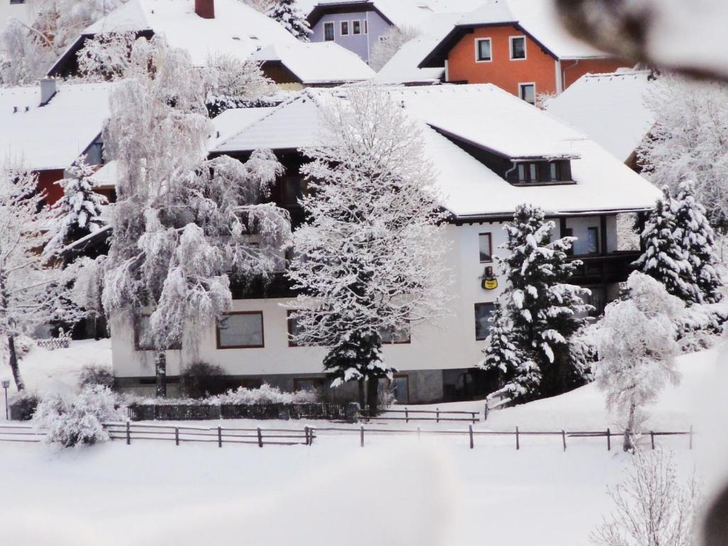Gasthaus Gruber Tamsweg Bagian luar foto